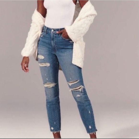 Abercrombie & Fitch Denim - Abercrombie & Fitch High Rise Mom Jean Curve Love